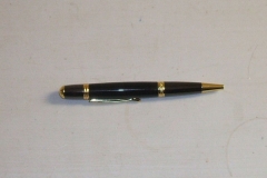 One of Bob Chisholm's completed pens.