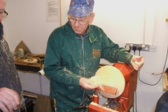 I have picked up some of the shavings after Bill made a few cuts, these shavings were exactly what is required to achieve a good finish.