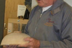 John went on to explain using a rough turned scenario, where a bowl is turned but left very thick then dried using a polythene bag and some shavings.